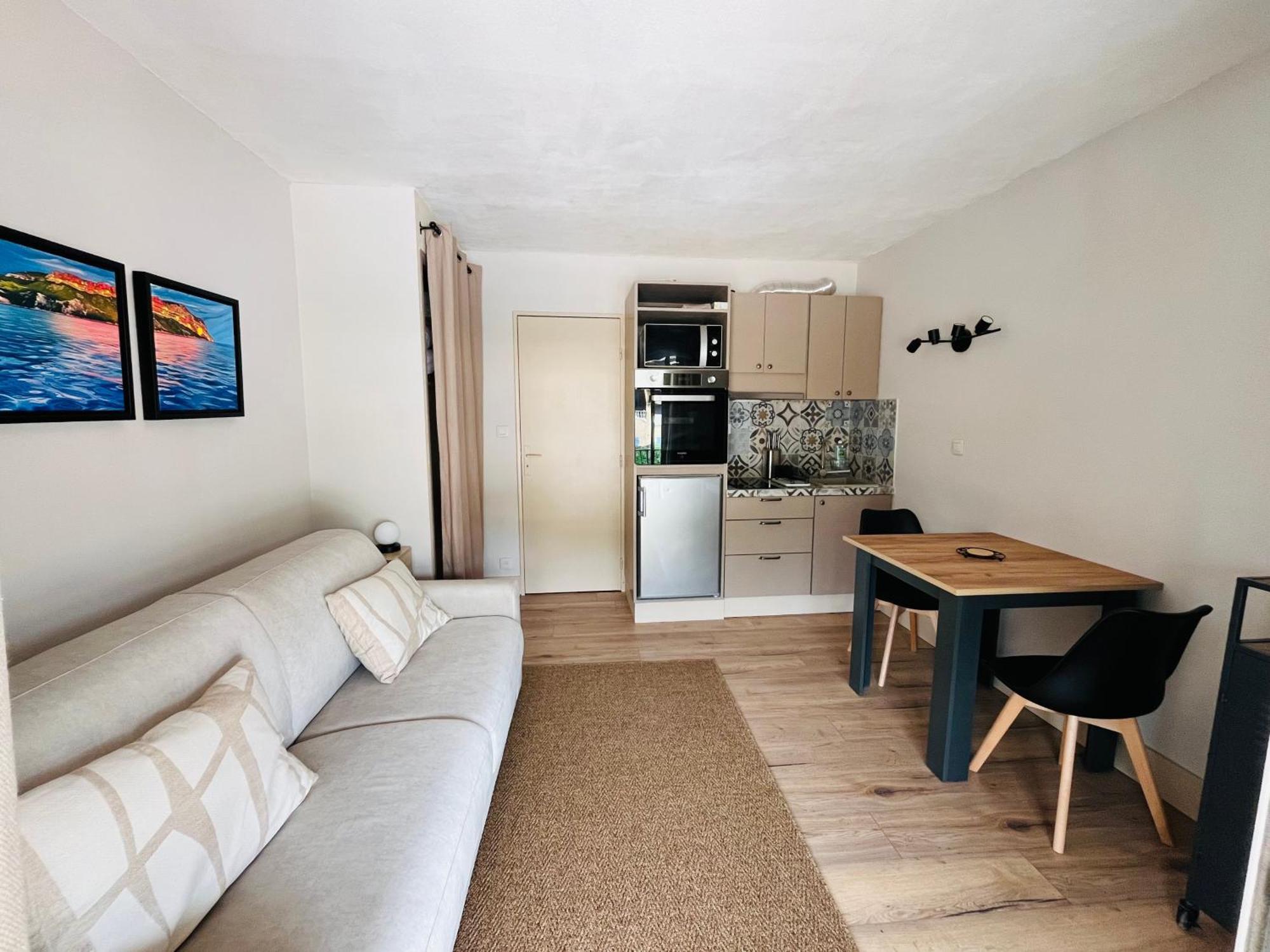 Studio Cosy En Bord De Mer Saint-Cyr-sur-Mer Eksteriør bilde